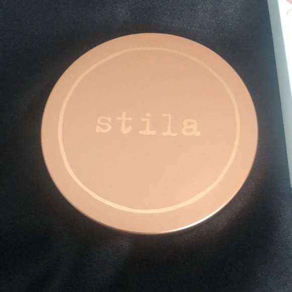 Stila Tinted Moisturizer Skin Balm - Shade 2.0 - Picture 7 of 9